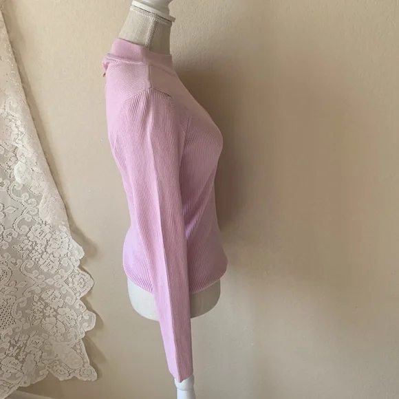 Cute Junior’s long sleeve top. NWT, color (winsome orchid). XL - Picture 4 of 8